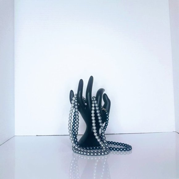 #J18 Tri-Color Pearl Fashion Necklace - Picture 2 of 9